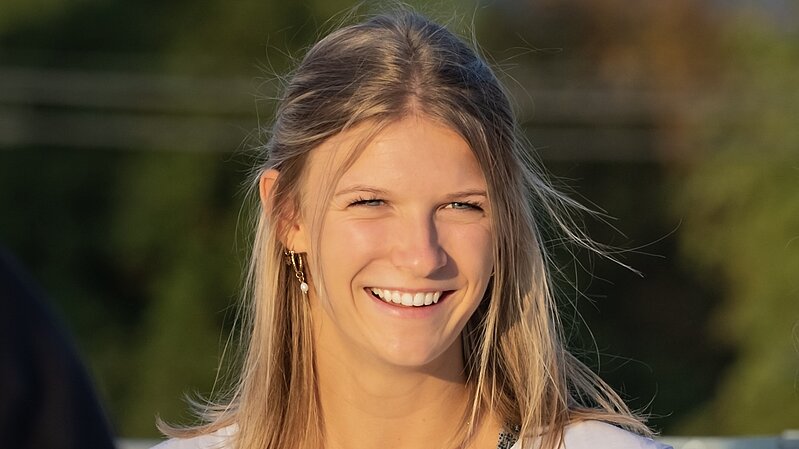 Laura Slabon