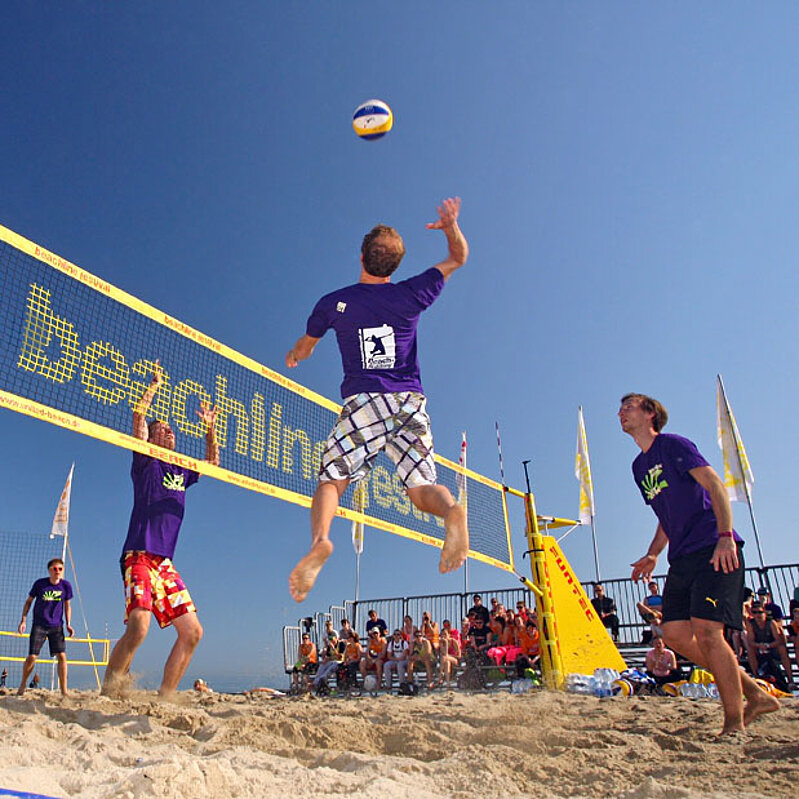 Angriff beim Beach-Volleyball Beachline Festival in Riccione Trainingstipps von Paul