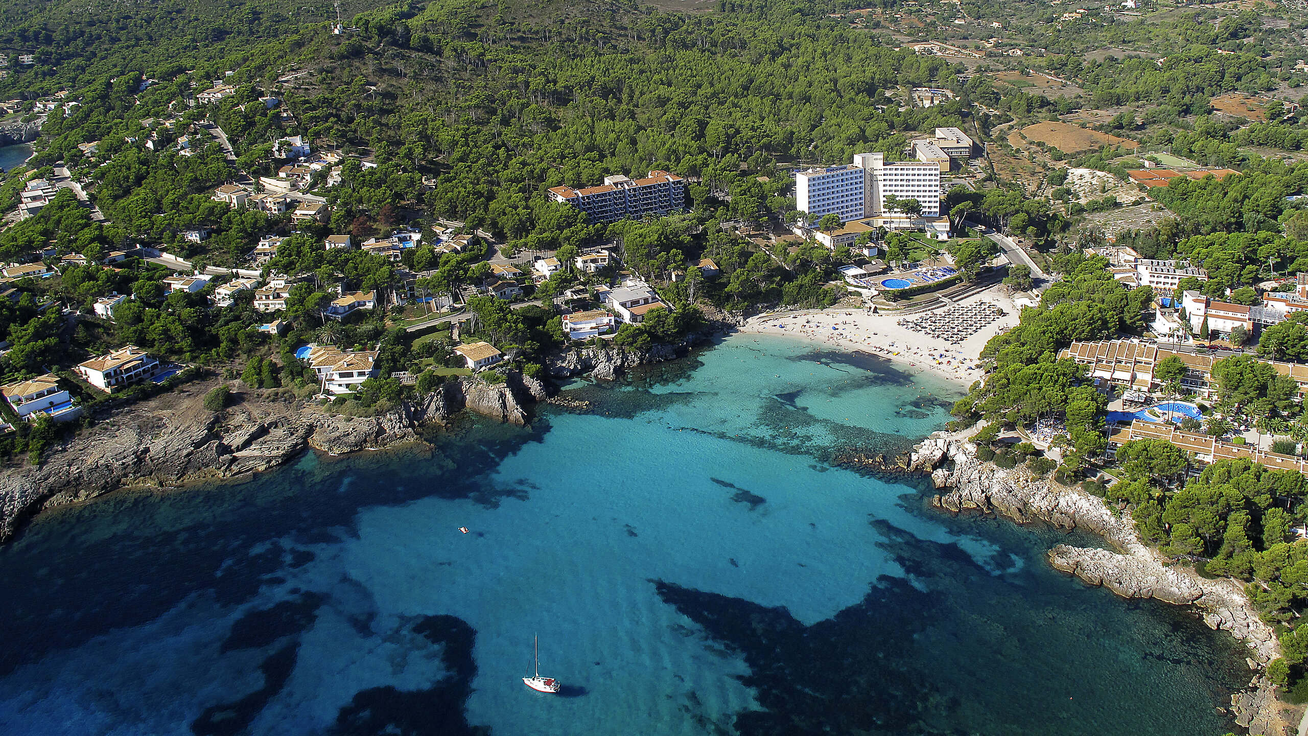 Na Taconera Bucht