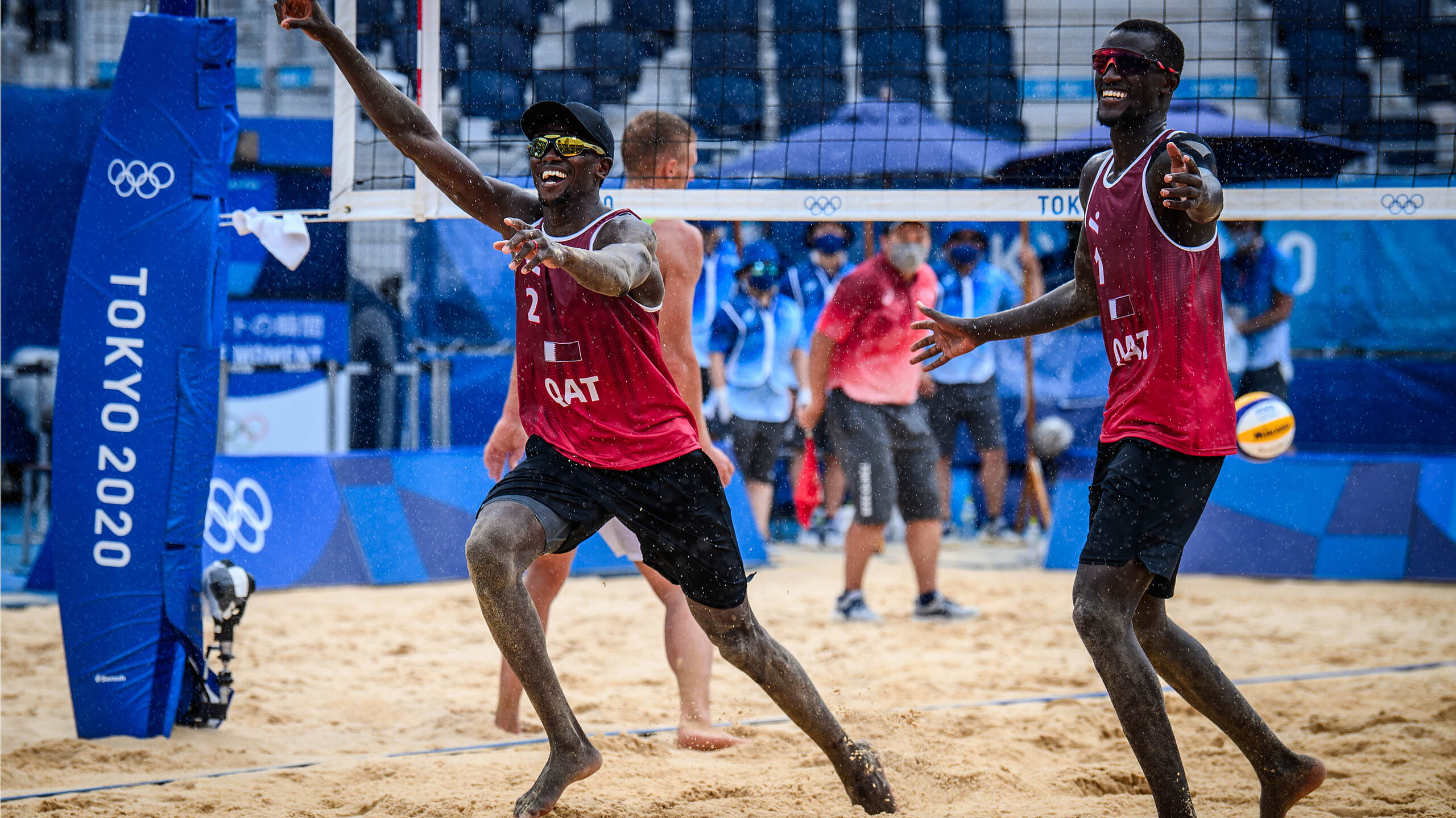 Cherif Younousse and Ahmed Tijan gewinnen Bronze in Tokio Jubel eines Beachvolleyball-Teams