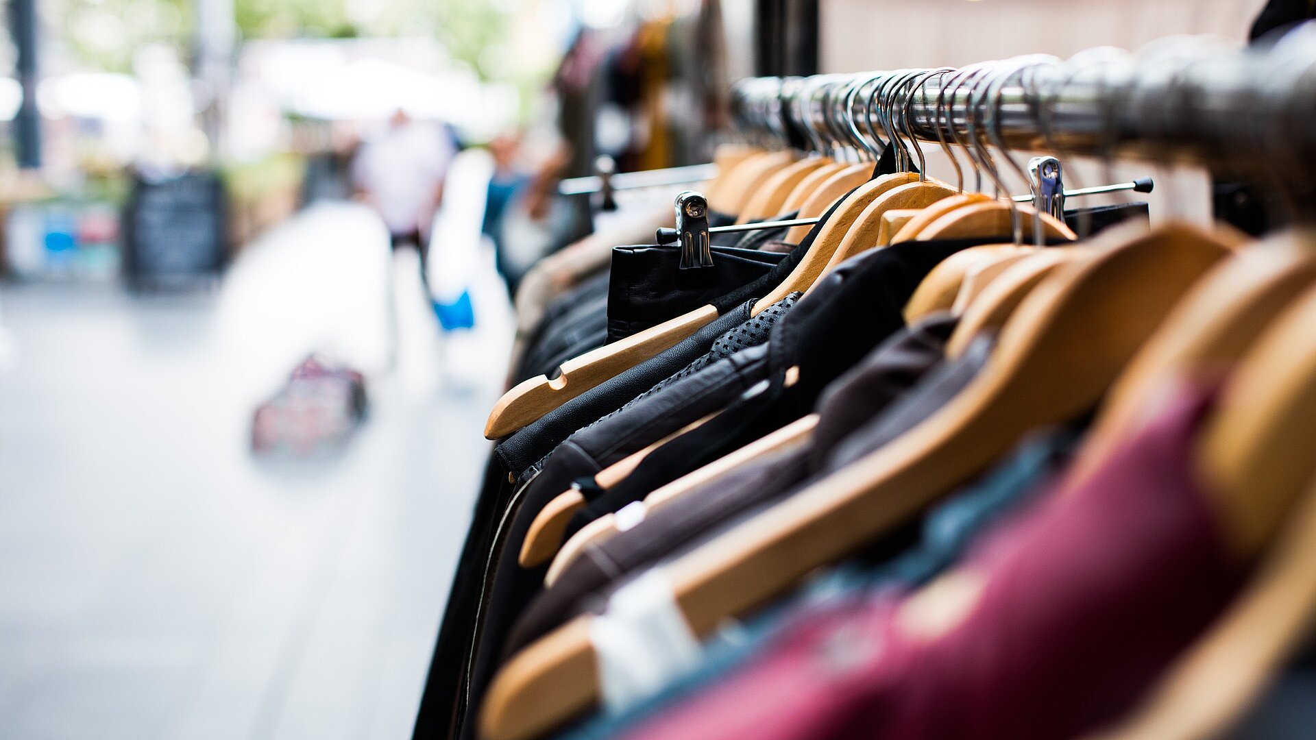 Kleidung_Clothes_Shopping.jpg