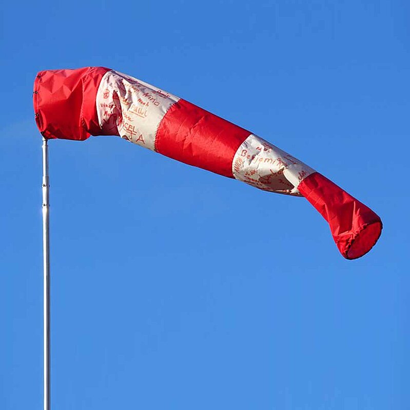 Aufschlag bei Wind
