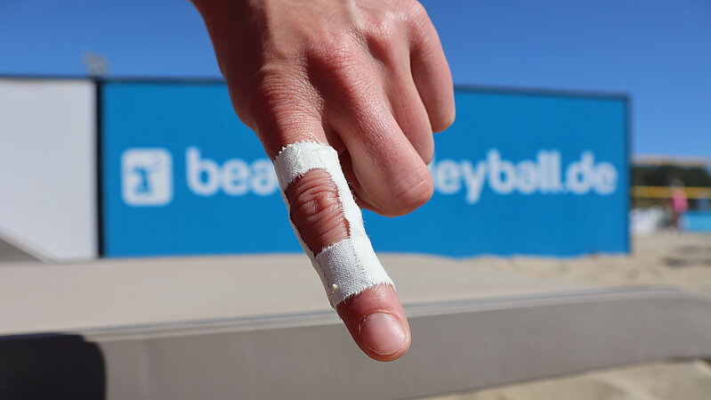 Taping am Finger (Kapselriss/Verstauchung)